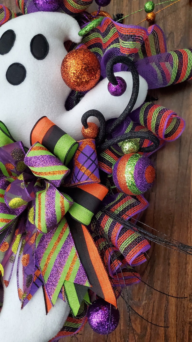 Ghost wreath, ghost swag, Halloween wreath, halloween wreath for front door, halloween ghost wreath,ghost decor,halloween swag