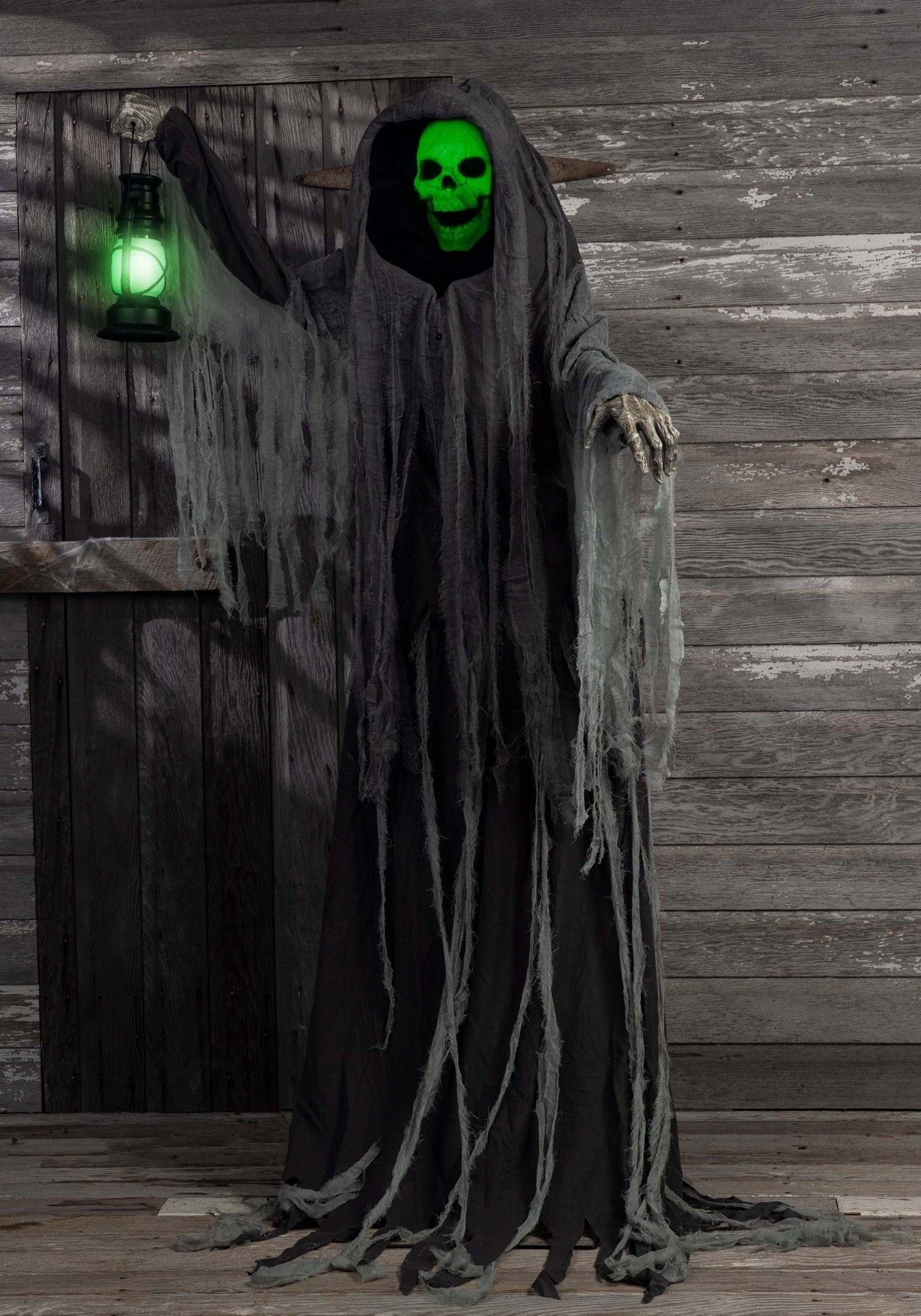Animated Looming Phantom