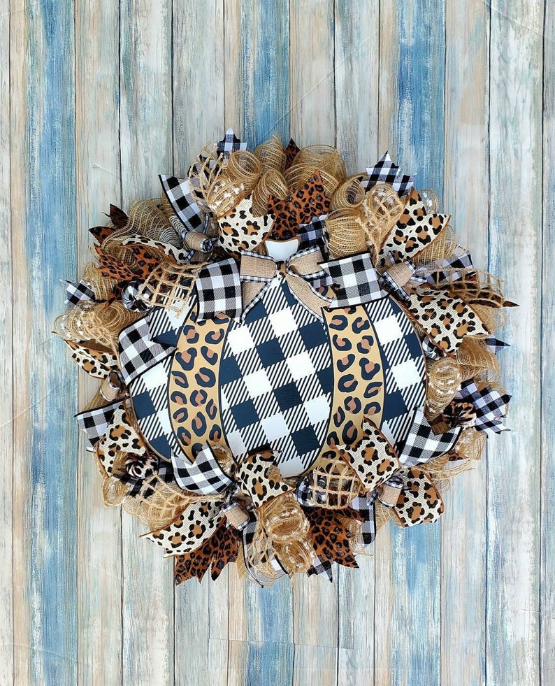 Leopard print fall wreath, leopard print Halloween wreath, farmhouse fall wreath, farmhouse Halloween wreath, halloween farmhouse wreath