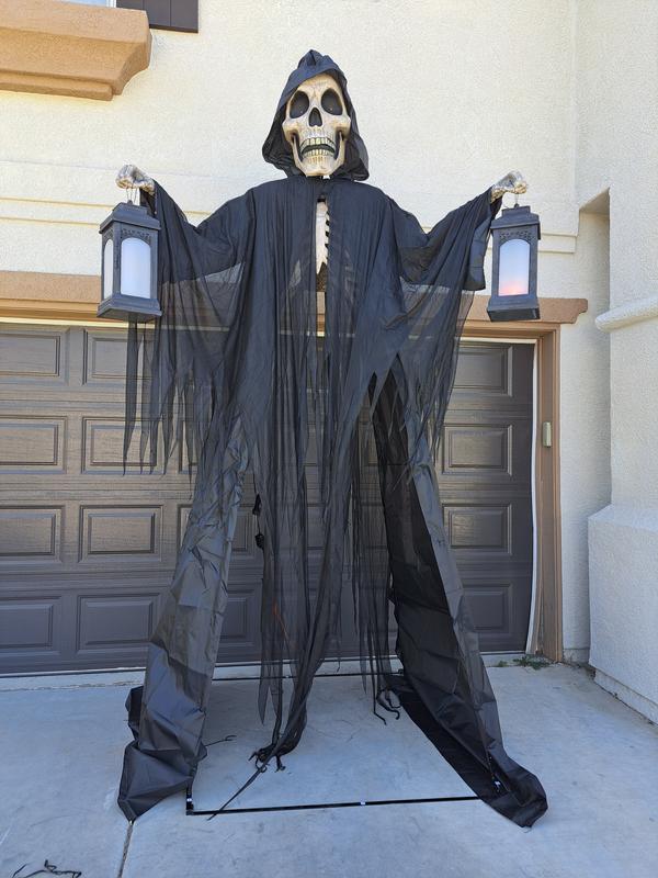 10' Pre-Lit Skeleton Arch