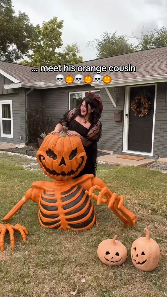 Giant-Sized pumpkin Skeleton