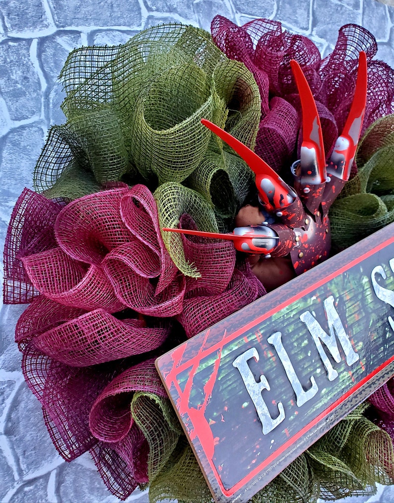 Freddy krueger wreath,Halloween wreath,horror movie decor,halloween wreath for front door,nightmare on elm street,Freddy wreath