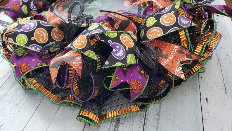Witch wreath, halloween witch wreath, halloween wreath,halloween wreath for front door, witch decor, witch front door wreath,halloween decor