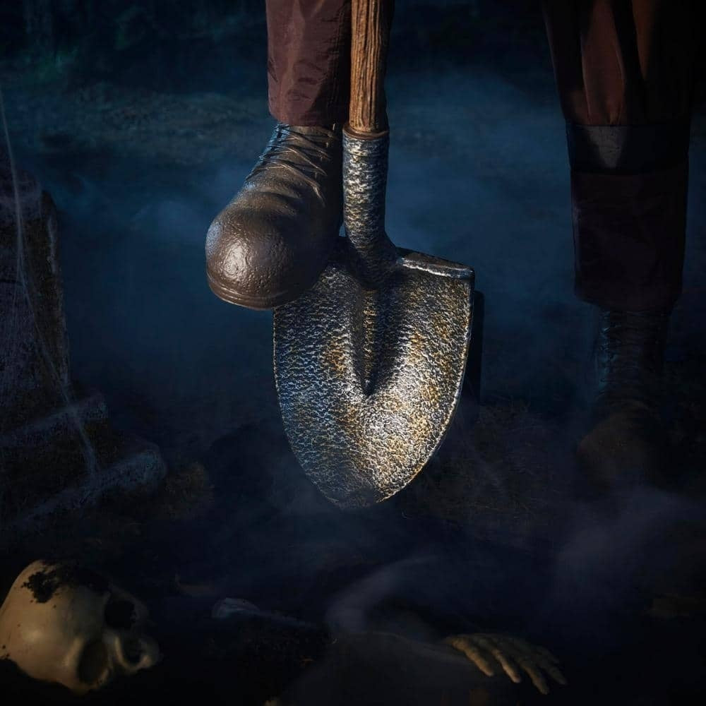 Animated Gravedigger