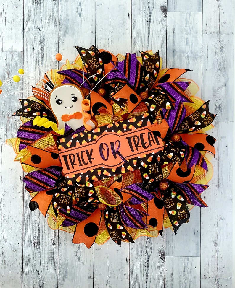 Candy corn wreath, ghost wreath, candy corn halloween wreath, halloween wreath, ghost wreath,halloween wreath for front door,halloween decor