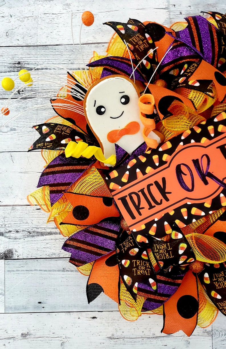 Candy corn wreath, ghost wreath, candy corn halloween wreath, halloween wreath, ghost wreath,halloween wreath for front door,halloween decor