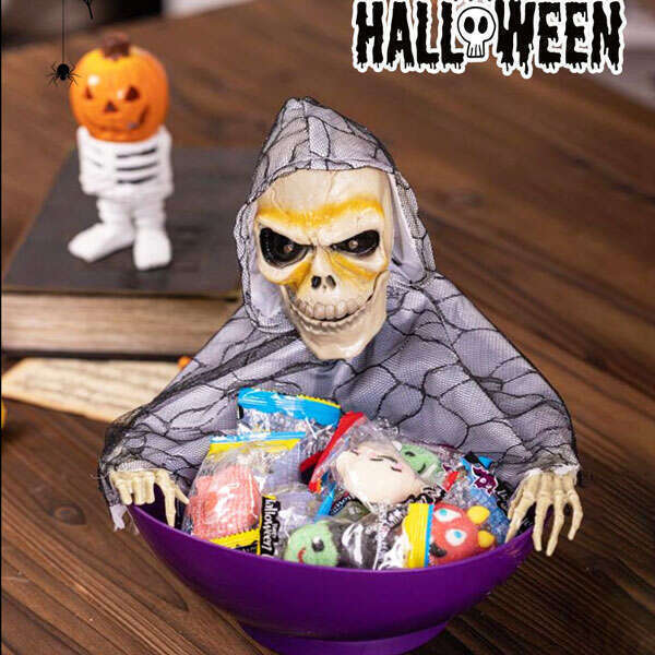 Halloween fruit tray ghost