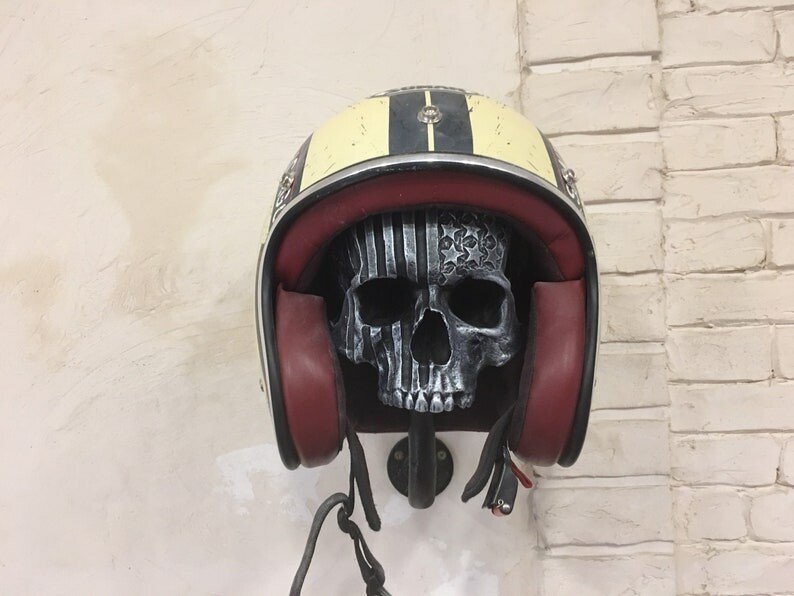☠️Motorcycle skull helmet holder (🎁gift for bikers)