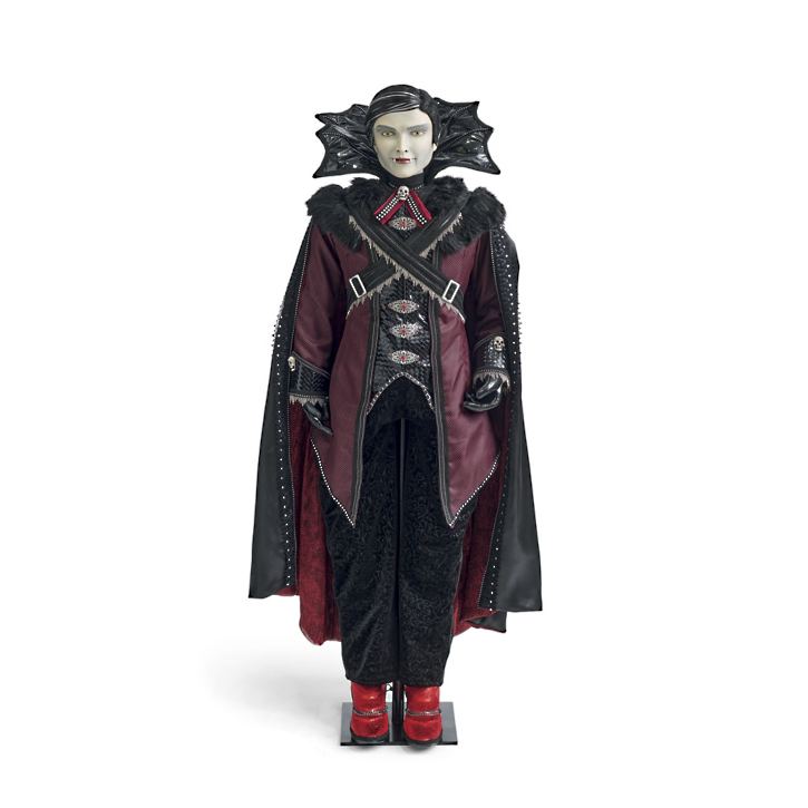 Lifesize Vampire
