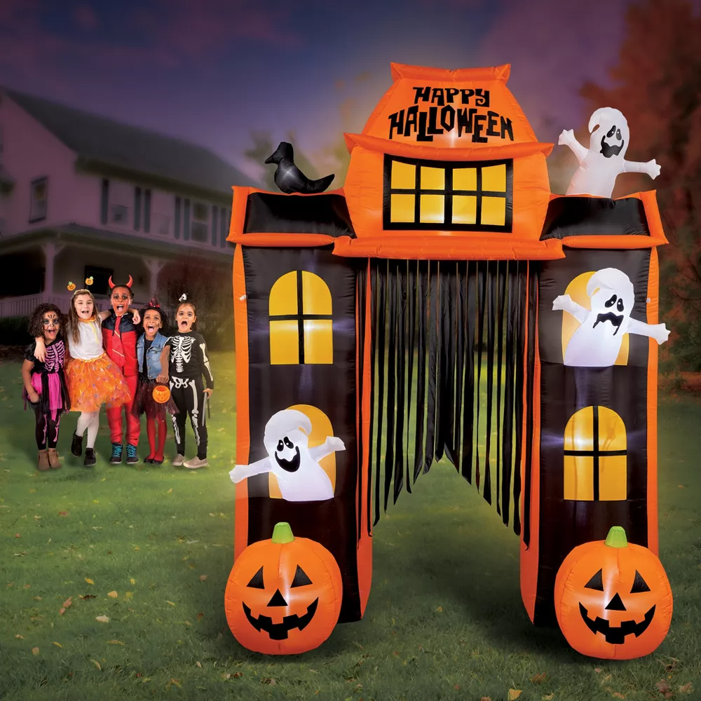 High Haunted House Archway