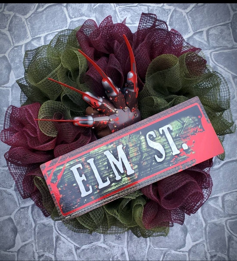 Freddy krueger wreath,Halloween wreath,horror movie decor,halloween wreath for front door,nightmare on elm street,Freddy wreath