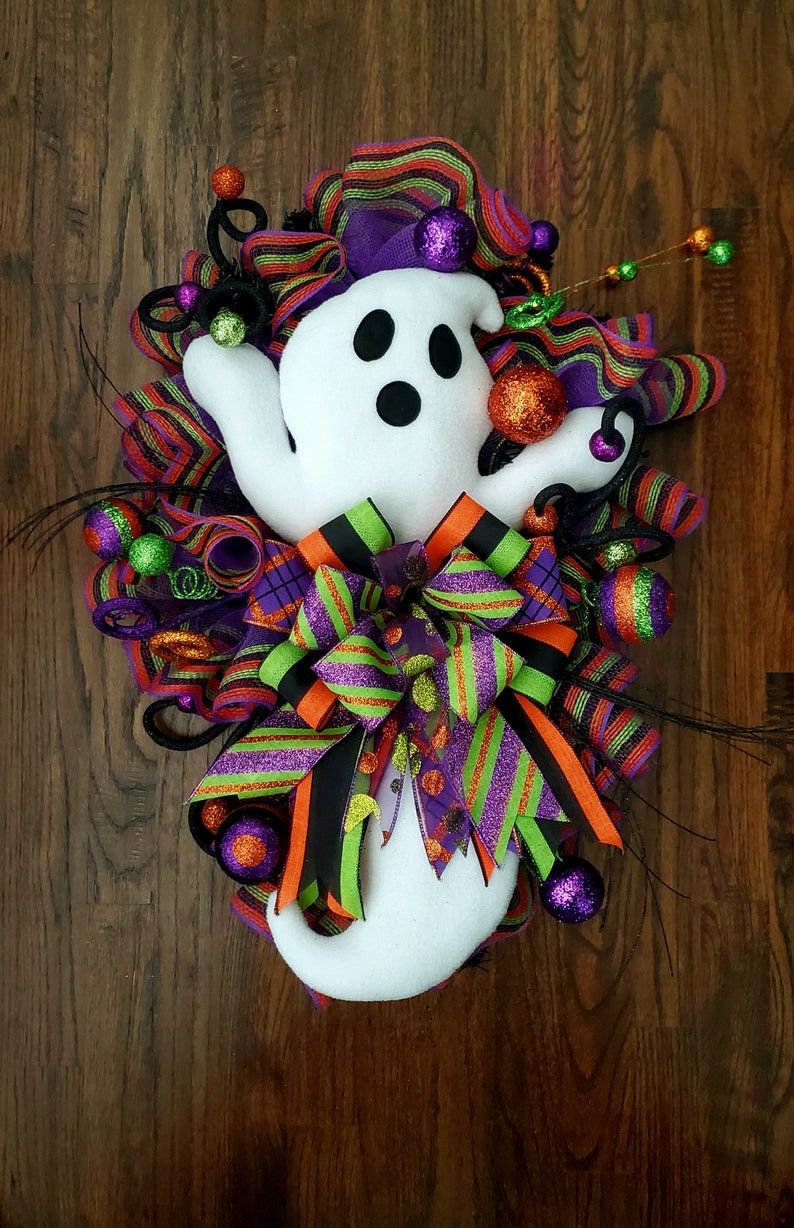 Ghost wreath, ghost swag, Halloween wreath, halloween wreath for front door, halloween ghost wreath,ghost decor,halloween swag